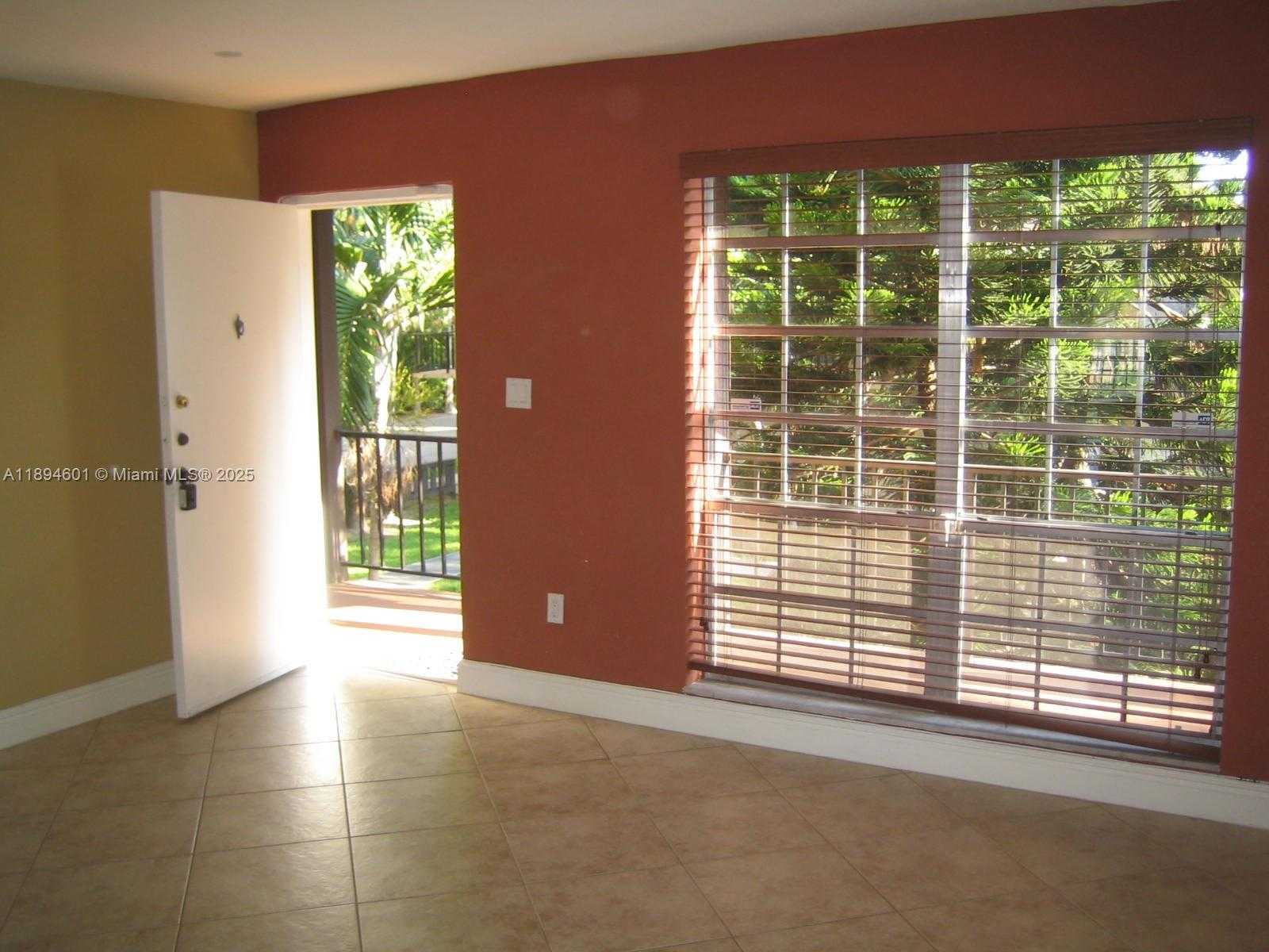 Small Image of 10824 NORTH KENDALL DR #S-26, Miami Number 3