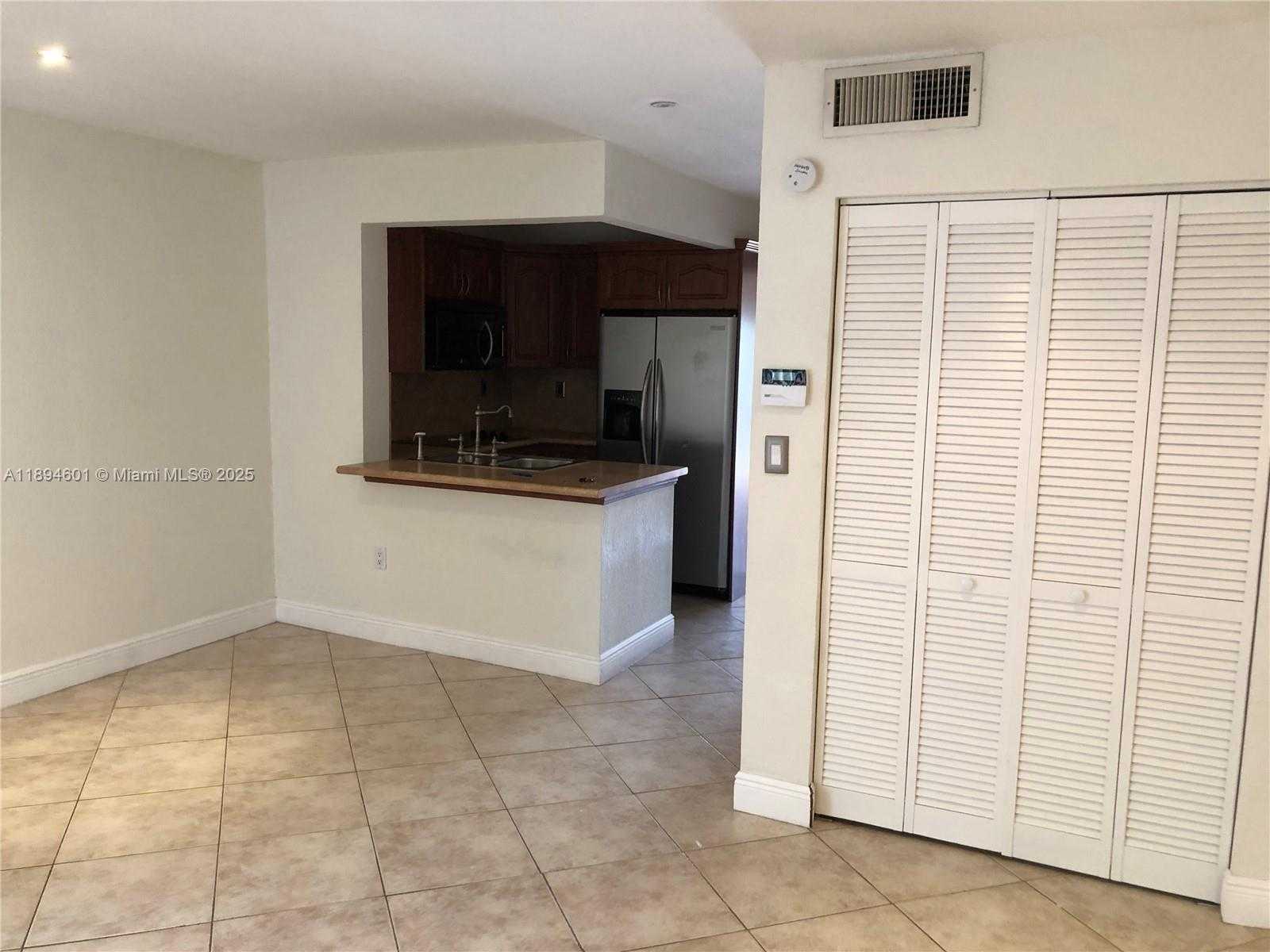 Small Image of 10824 NORTH KENDALL DR #S-26, Miami Number 34