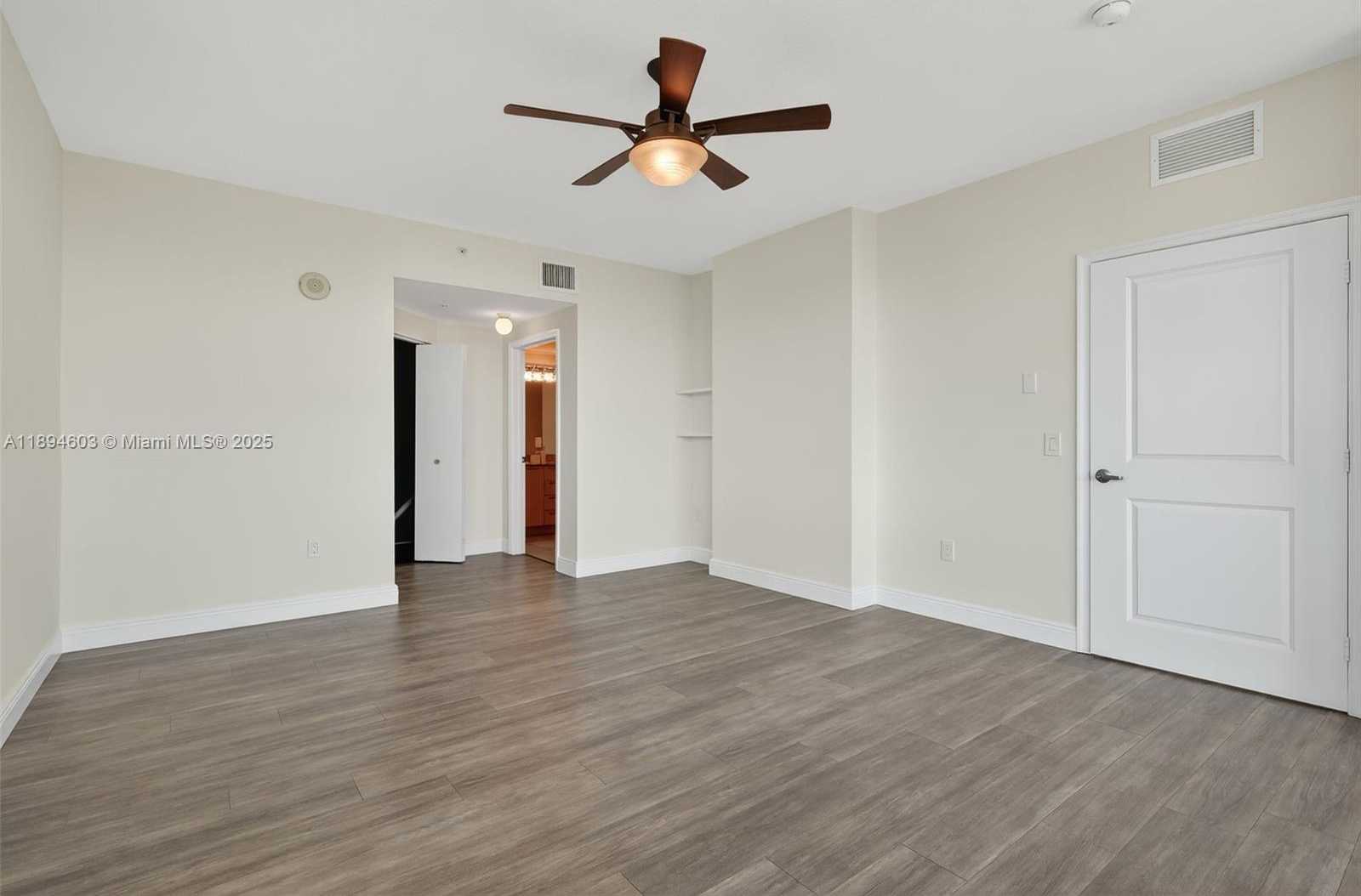 Small Image of 2021 SOUTH WEST 3RD AVE #PH-3, Miami Number 10
