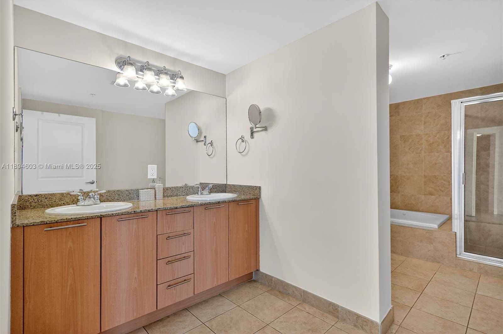 Small Image of 2021 SOUTH WEST 3RD AVE #PH-3, Miami Number 12