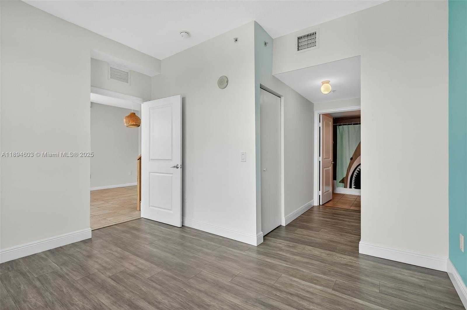 Small Image of 2021 SOUTH WEST 3RD AVE #PH-3, Miami Number 21