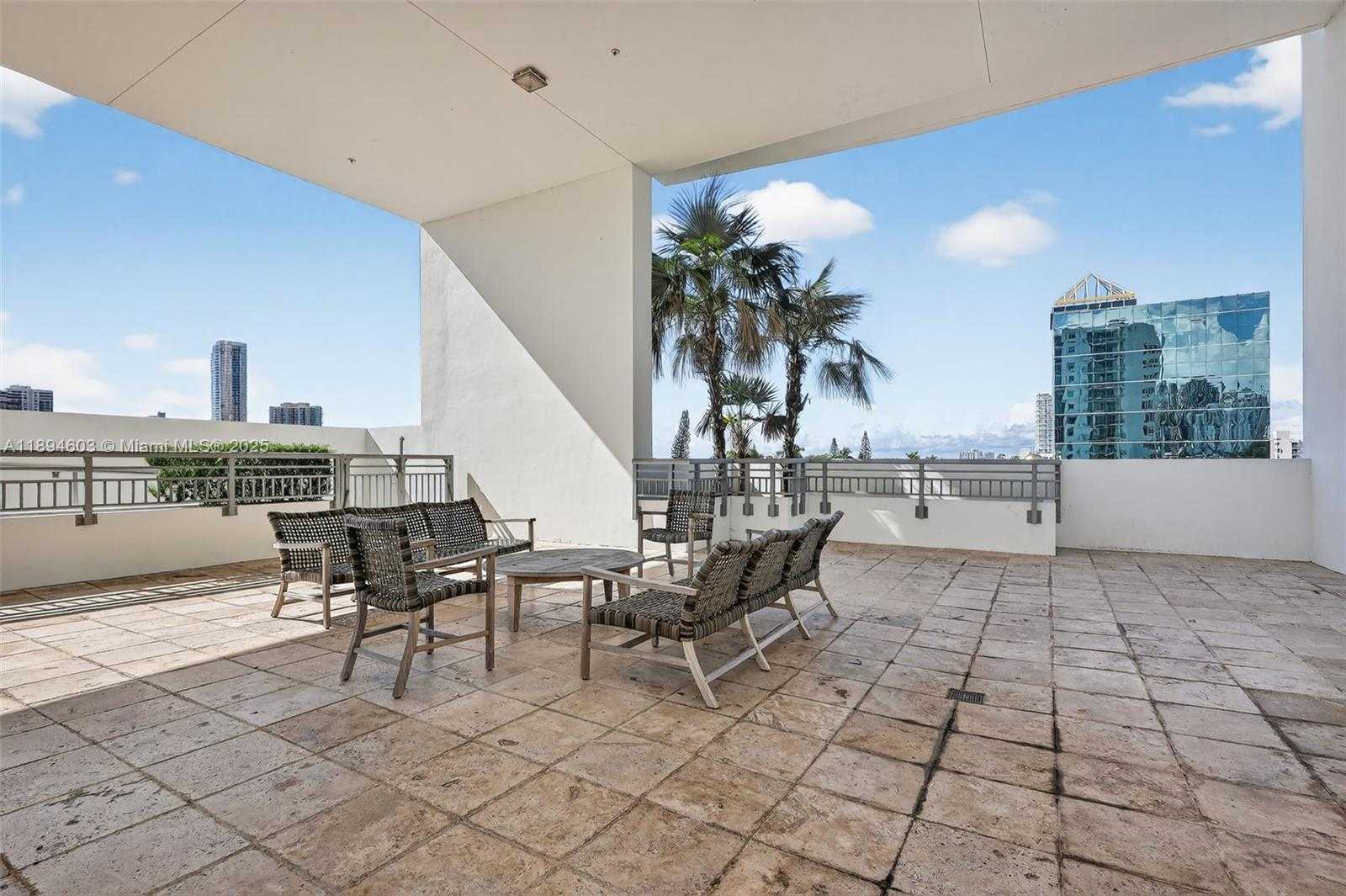 Small Image of 2021 SOUTH WEST 3RD AVE #PH-3, Miami Number 33
