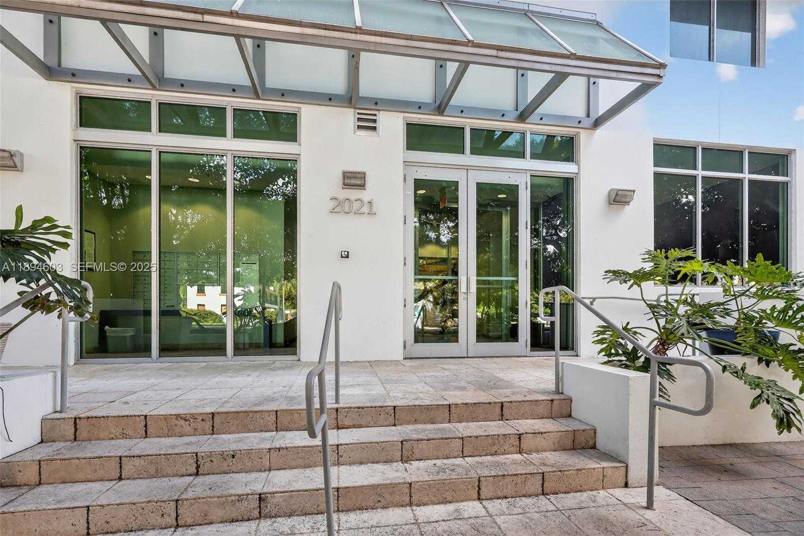 Small Image of 2021 SOUTH WEST 3RD AVE #PH-3, Miami Number 47