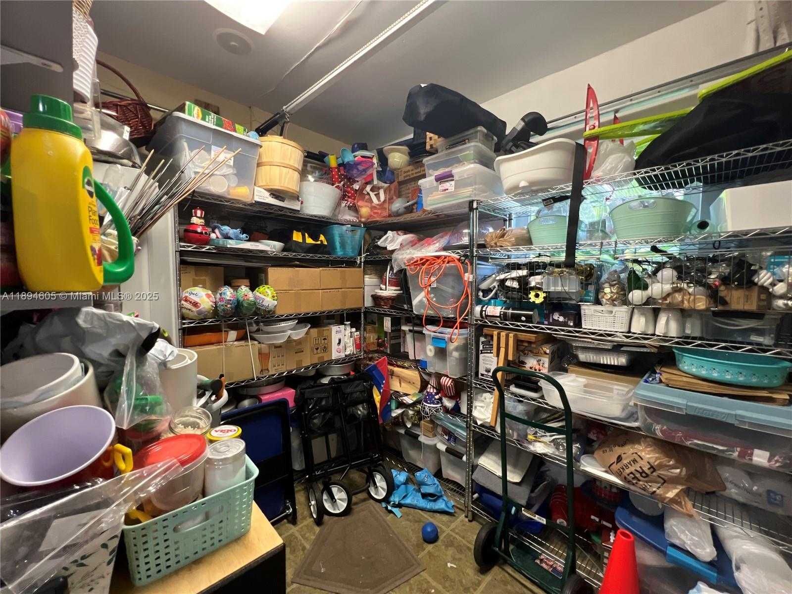 Small Image of 4934 NORTH WEST 94TH DORAL PL, Doral Number 37