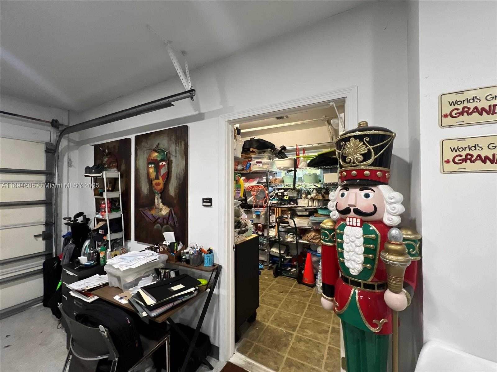 Small Image of 4934 NORTH WEST 94TH DORAL PL, Doral Number 38