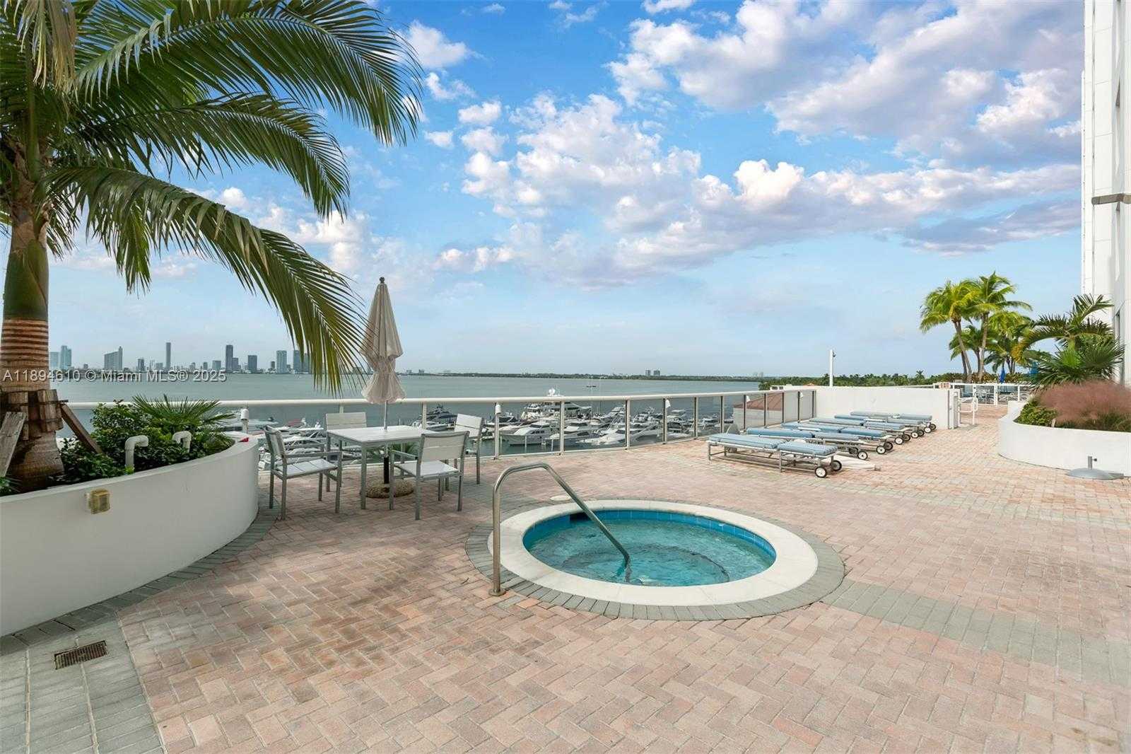 Small Image of 1800 SUNSET HARBOUR DR #2215, Miami Beach Number 14
