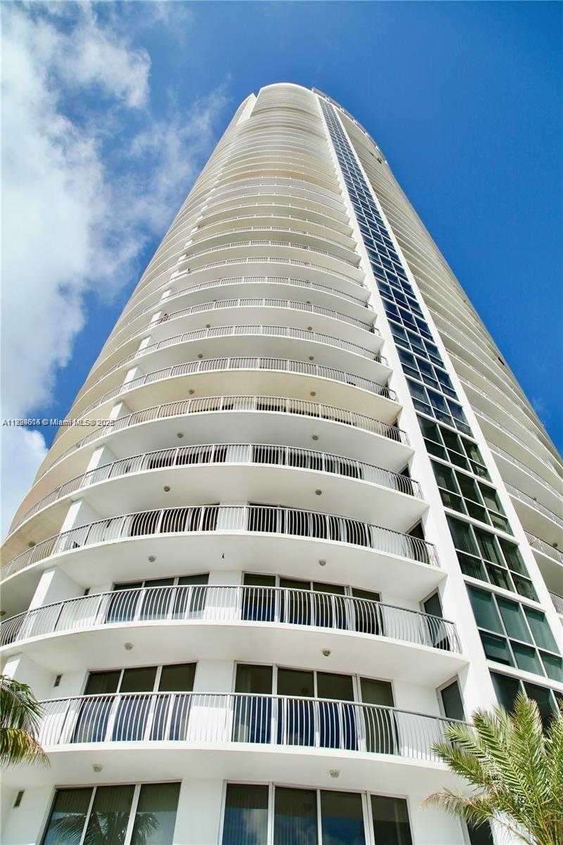 Small Image of 1750 NORTH BAYSHORE DR #1605, Miami Number 25