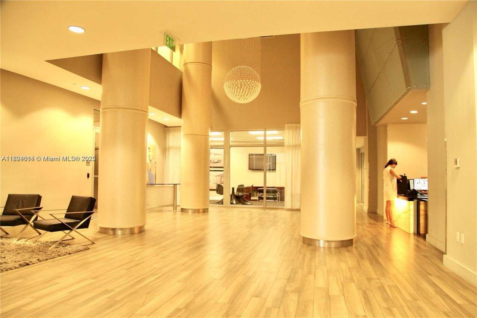 Small Image of 1750 NORTH BAYSHORE DR #1605, Miami Number 26