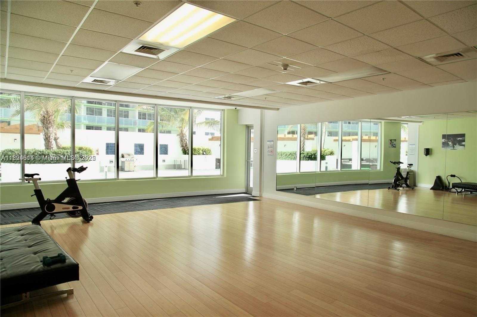 Small Image of 1750 NORTH BAYSHORE DR #1605, Miami Number 28