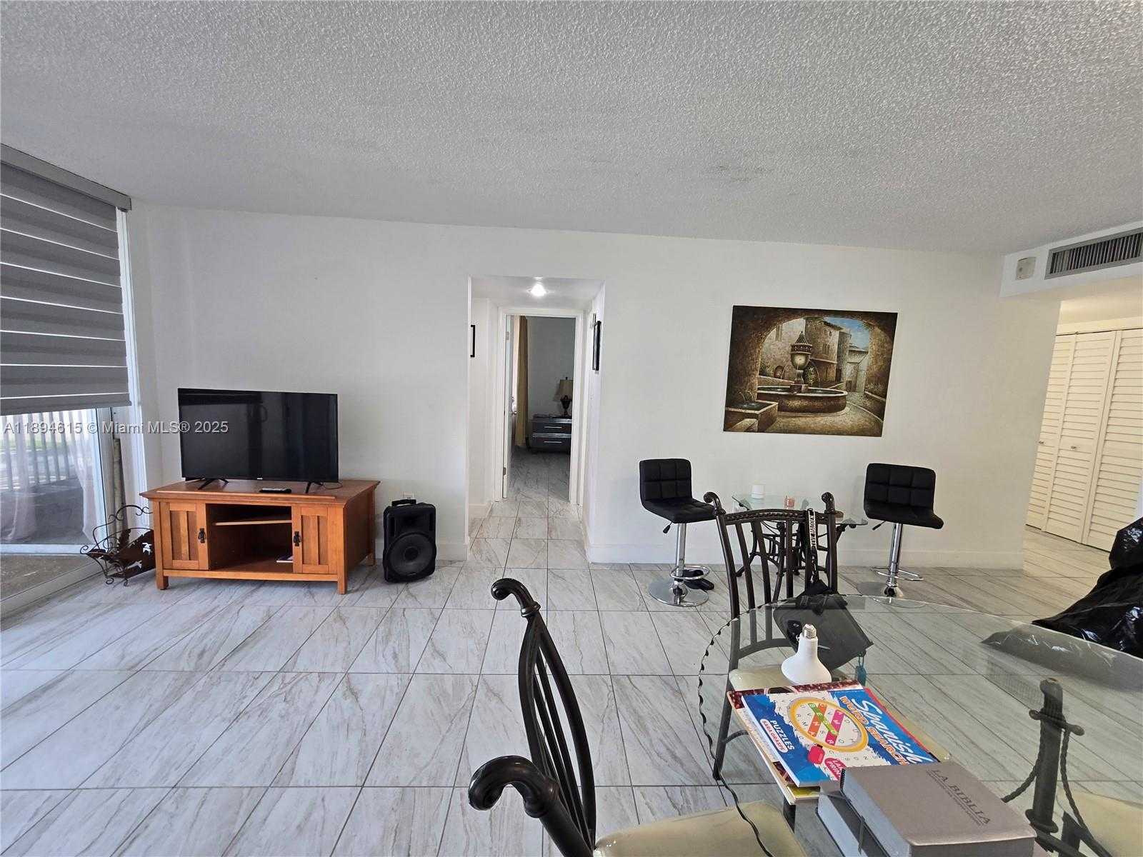 Small Image of 10801 SOUTH WEST 109TH CT #D201, Miami Number 12