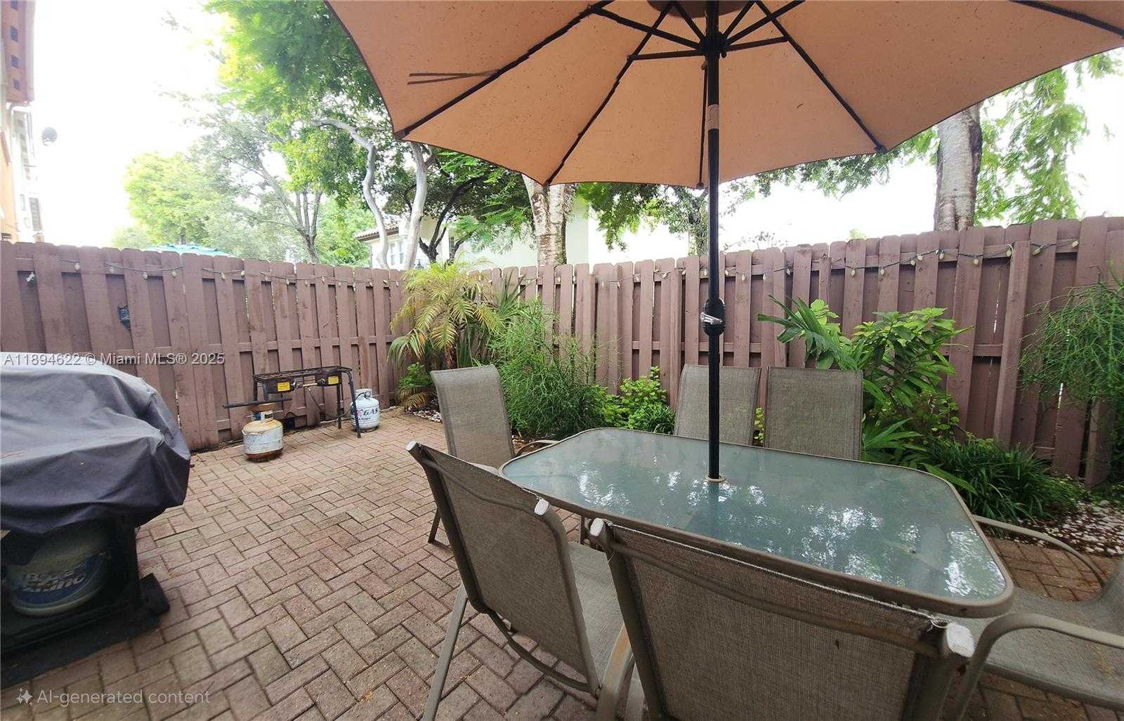 Small Image of 10955 NORTH WEST 87TH LN #10955, Doral Number 32