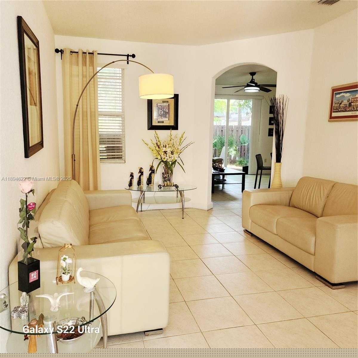 Small Image of 10955 NORTH WEST 87TH LN #10955, Doral Number 6