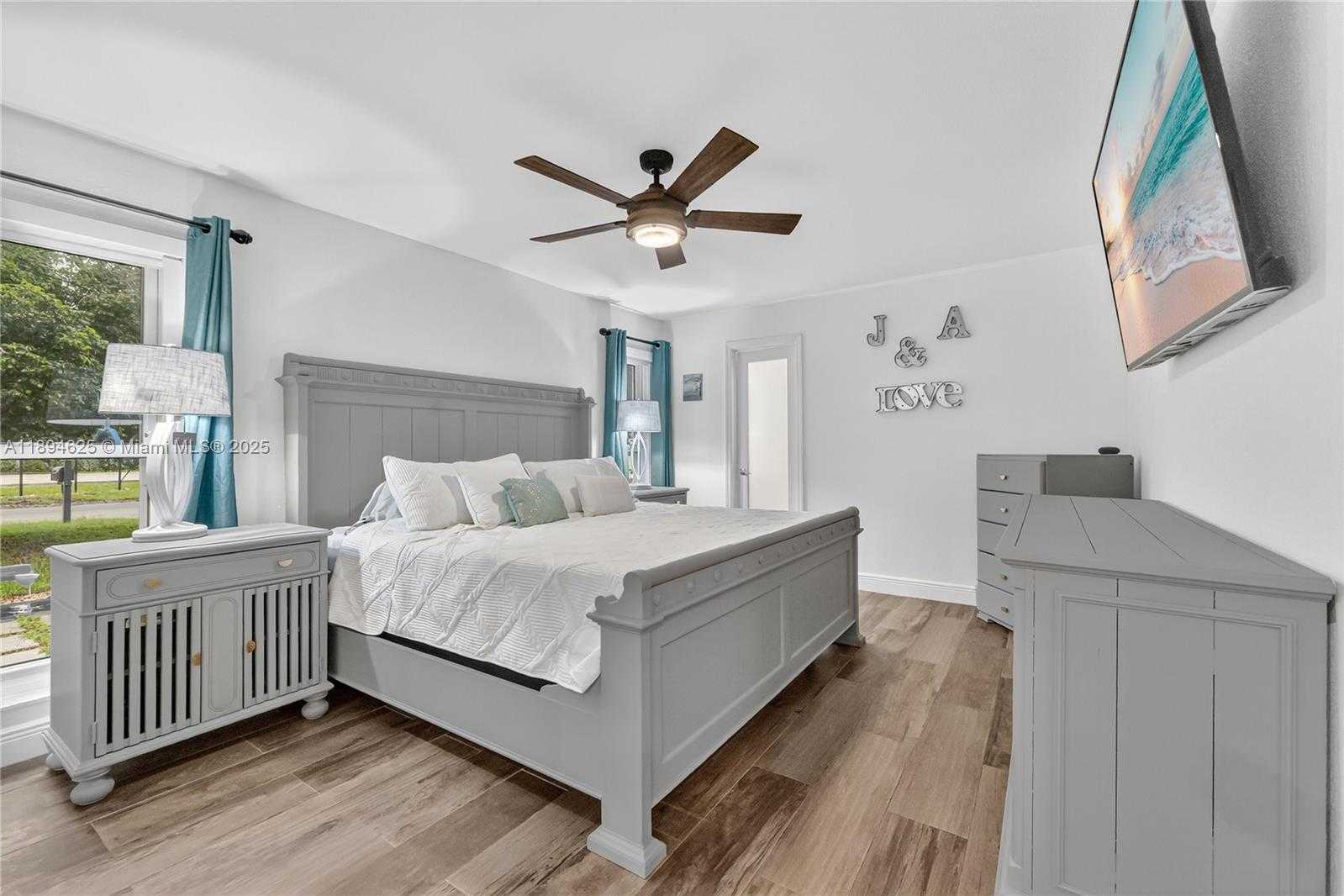 Small Image of 32020 SOUTH WEST 199TH AVE #32020, Homestead Number 24