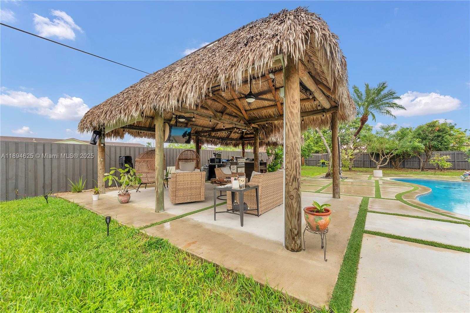 Small Image of 32020 SOUTH WEST 199TH AVE #32020, Homestead Number 28