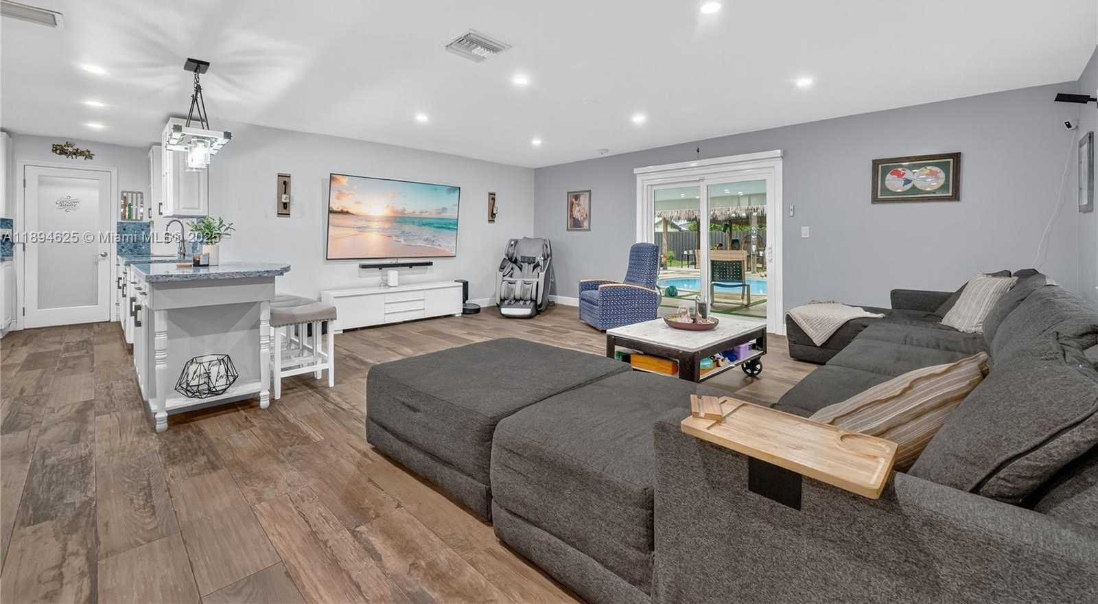 Small Image of 32020 SOUTH WEST 199TH AVE #32020, Homestead Number 4
