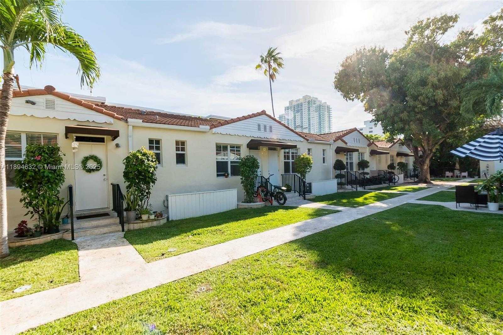 Small Image of 814 LENOX AVE #2, Miami Beach Number 12
