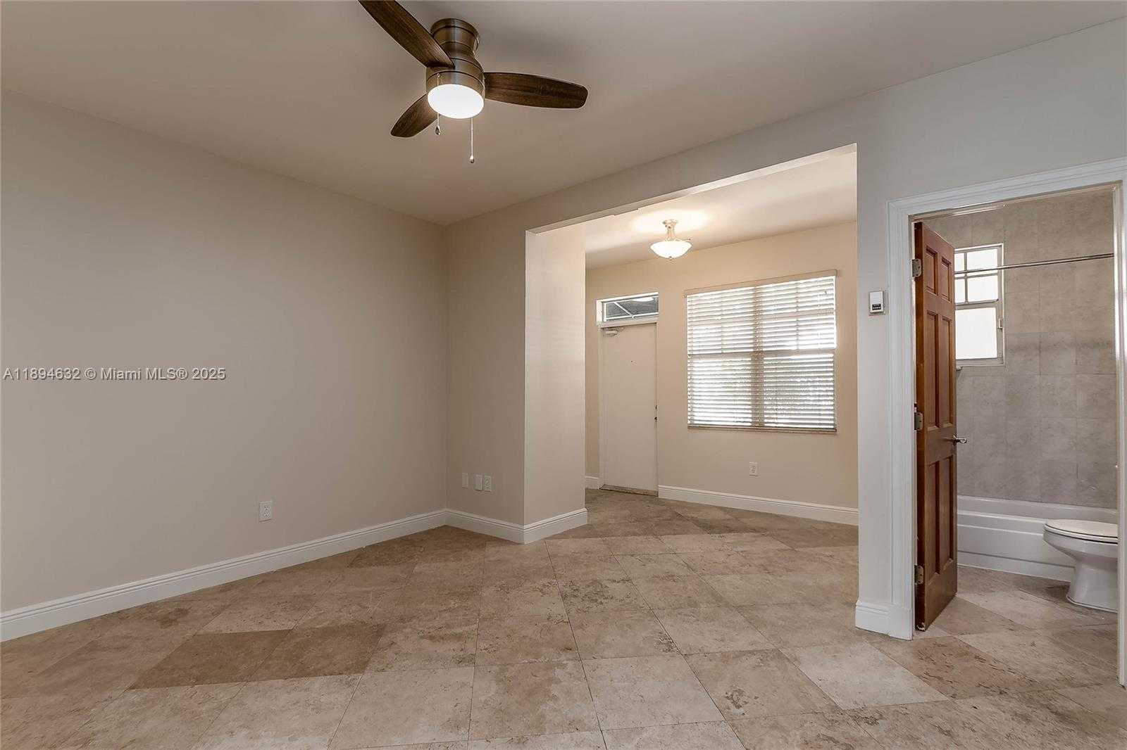 Small Image of 814 LENOX AVE #2, Miami Beach Number 2