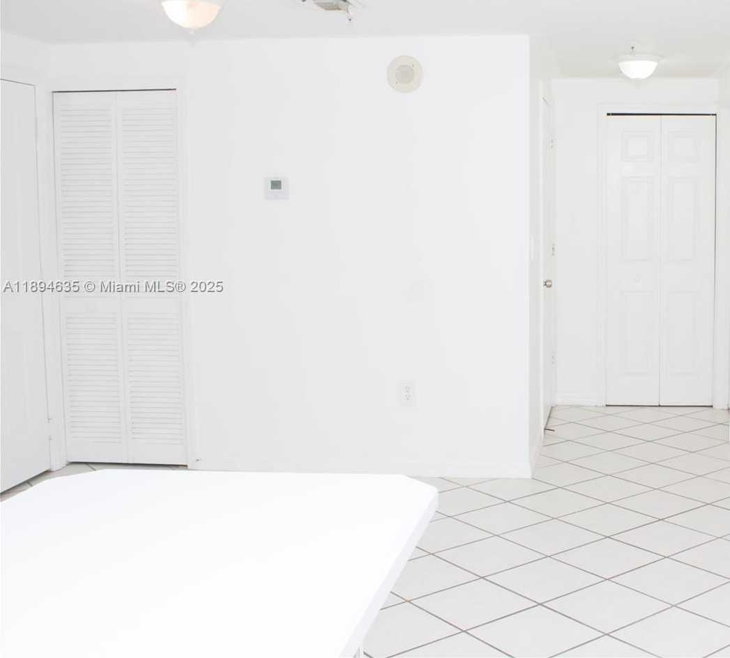 Small Image of 3500 CORAL WAY #1002, Miami Number 6