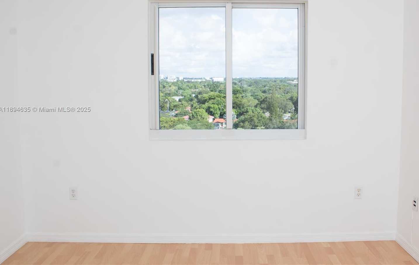 Small Image of 3500 CORAL WAY #1002, Miami Number 8