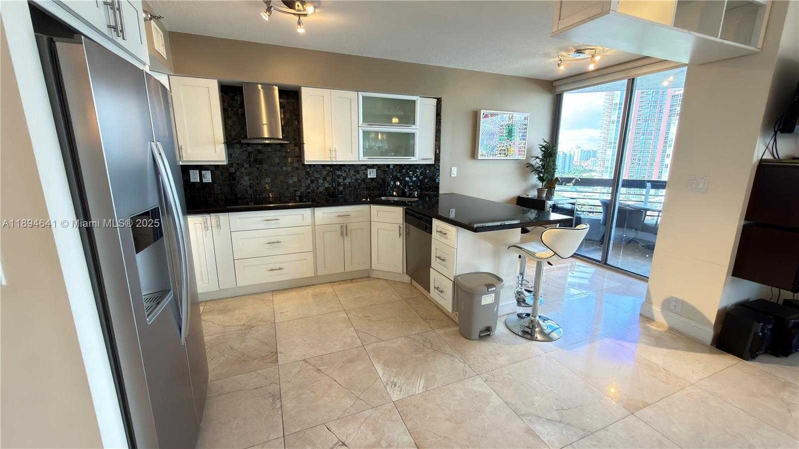 Small Image of 3530 WEST MYSTIC POINTE DR #1602, Aventura Number 10