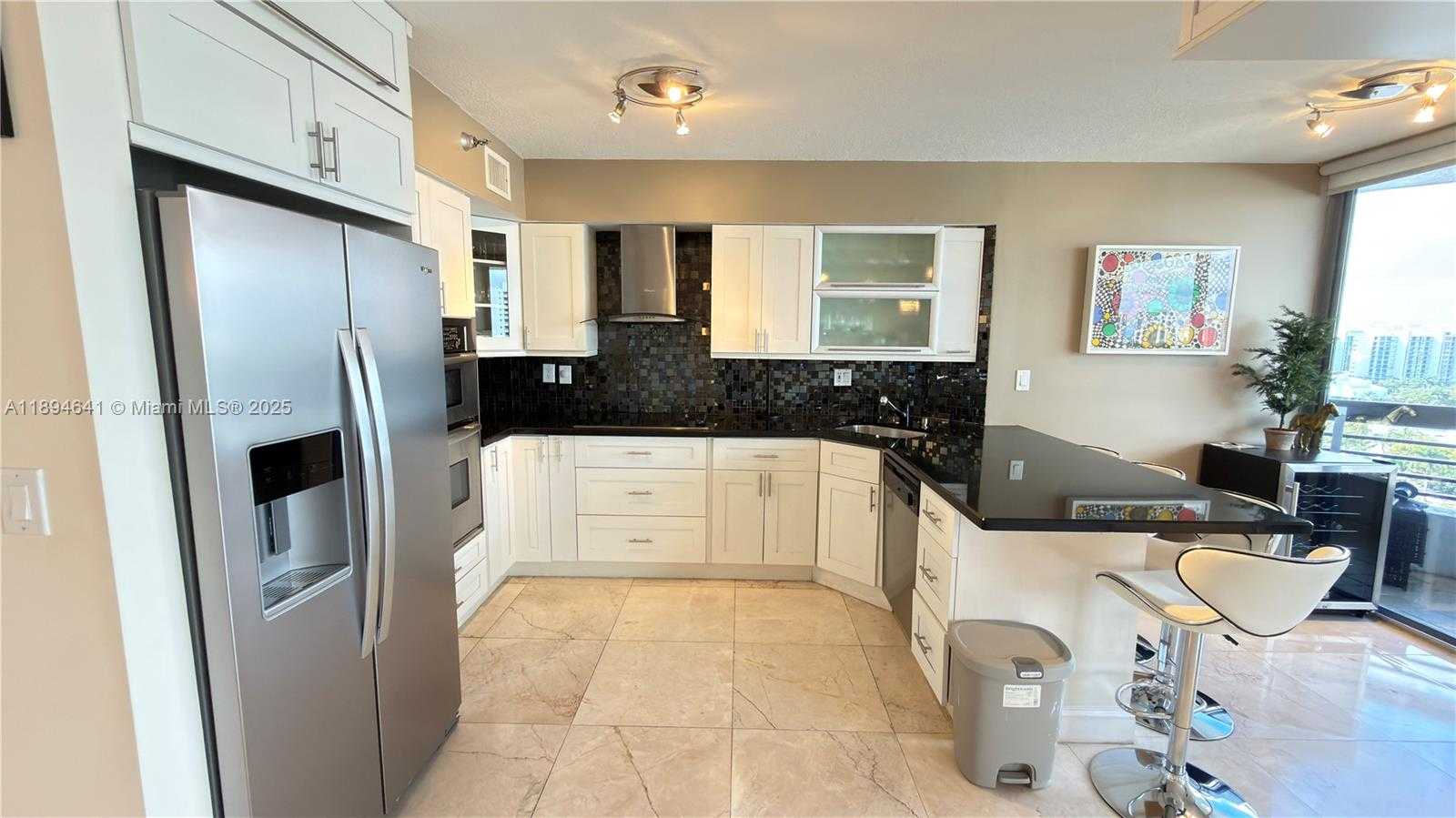 Small Image of 3530 WEST MYSTIC POINTE DR #1602, Aventura Number 11