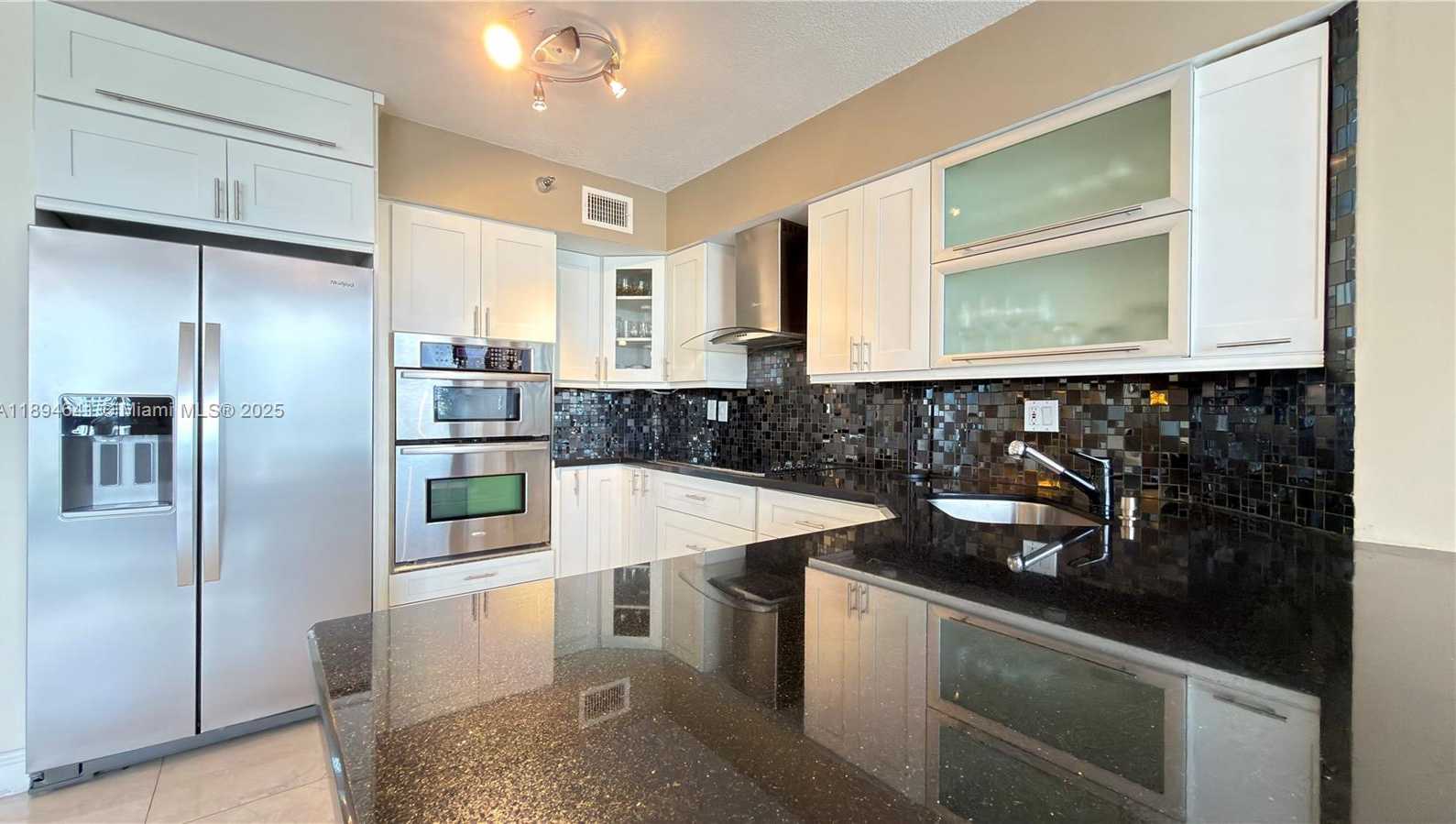 Small Image of 3530 WEST MYSTIC POINTE DR #1602, Aventura Number 13