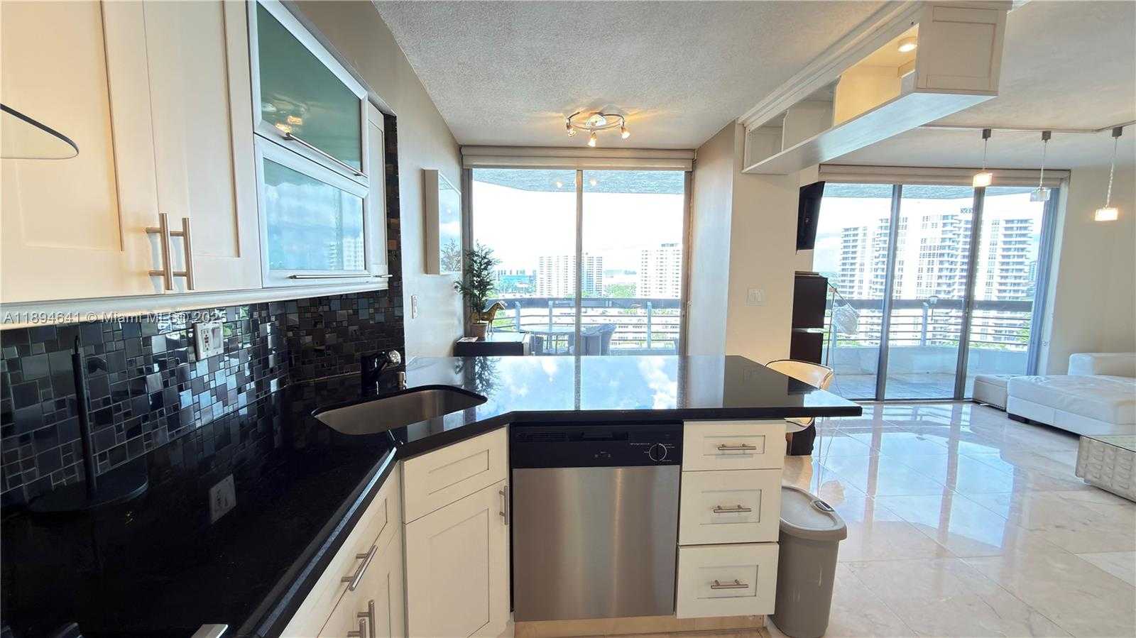 Small Image of 3530 WEST MYSTIC POINTE DR #1602, Aventura Number 14