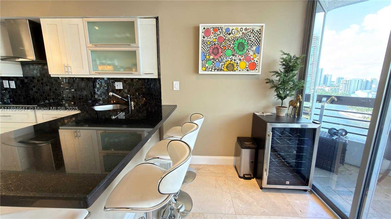 Small Image of 3530 WEST MYSTIC POINTE DR #1602, Aventura Number 16
