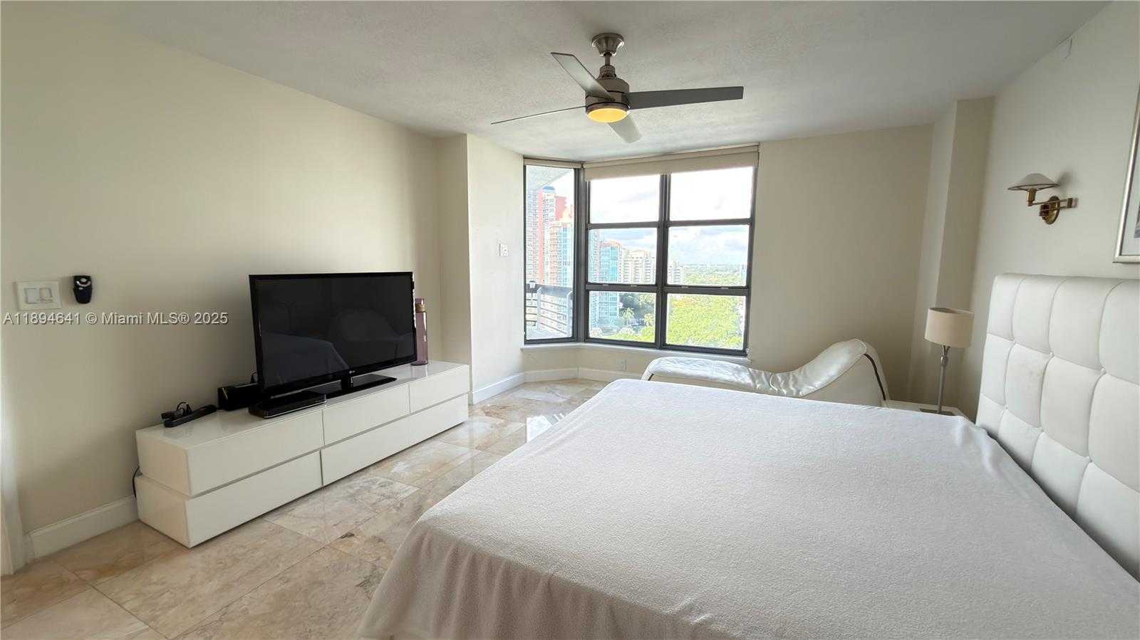 Small Image of 3530 WEST MYSTIC POINTE DR #1602, Aventura Number 21