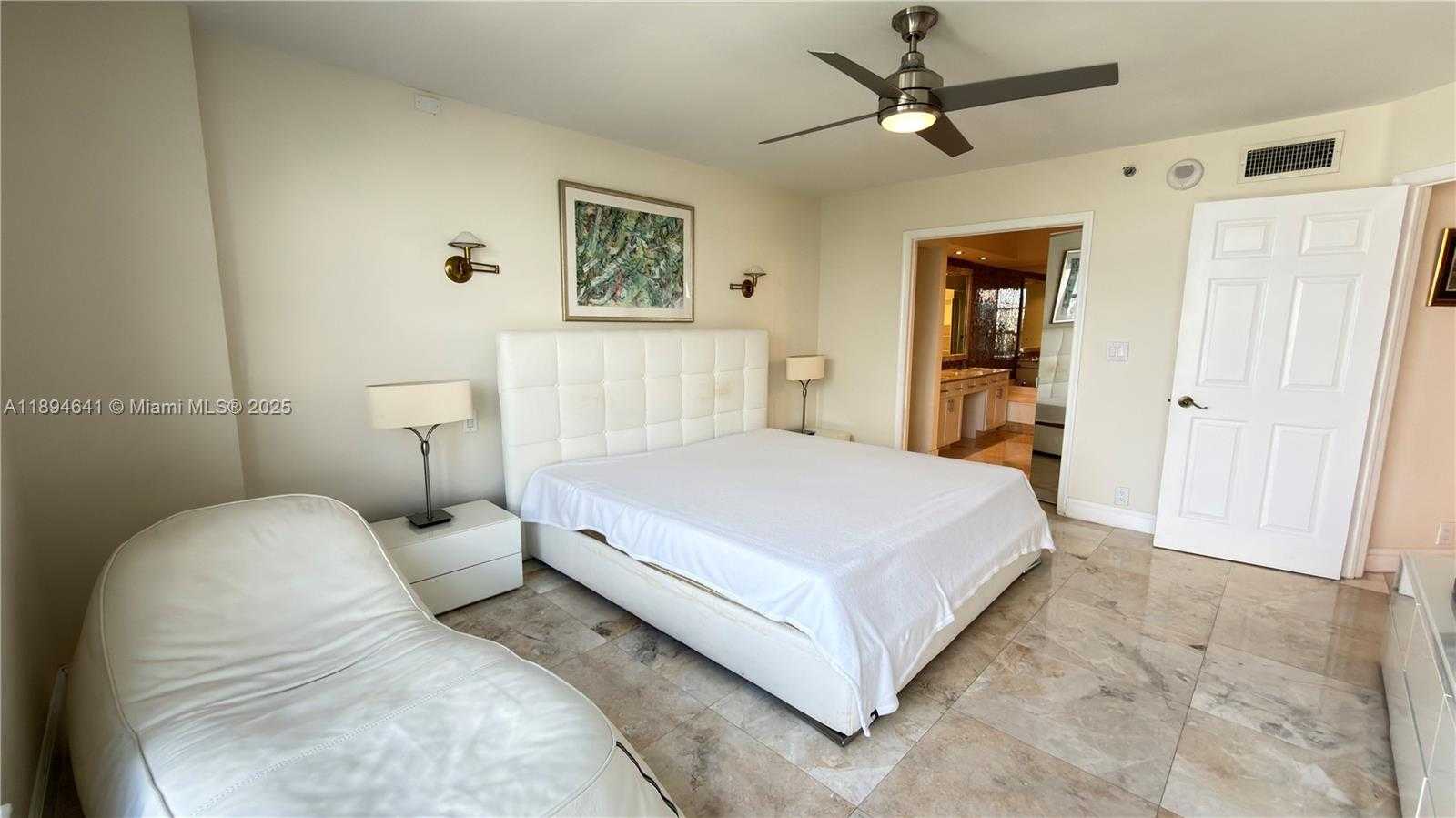 Small Image of 3530 WEST MYSTIC POINTE DR #1602, Aventura Number 23