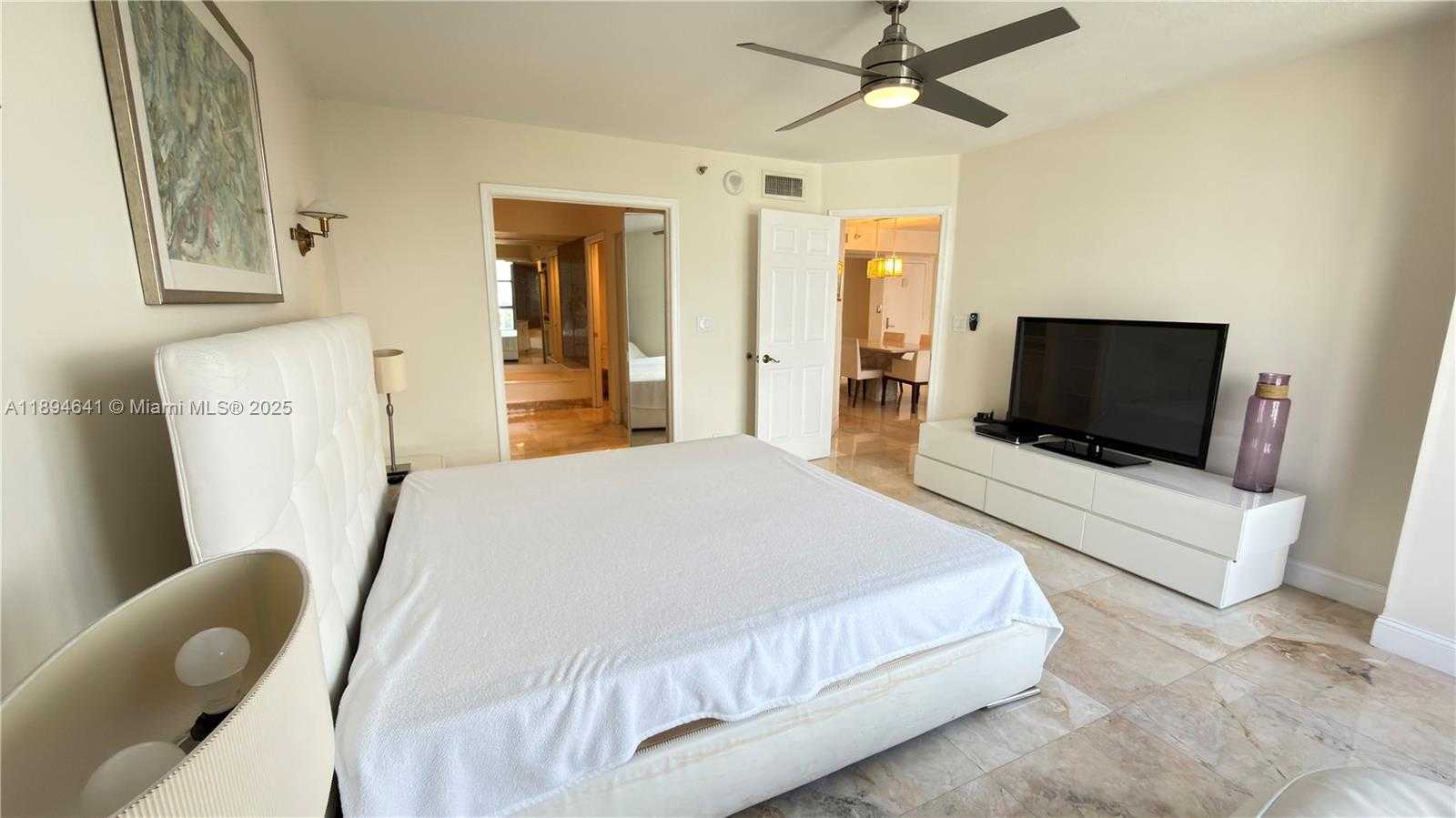 Small Image of 3530 WEST MYSTIC POINTE DR #1602, Aventura Number 24