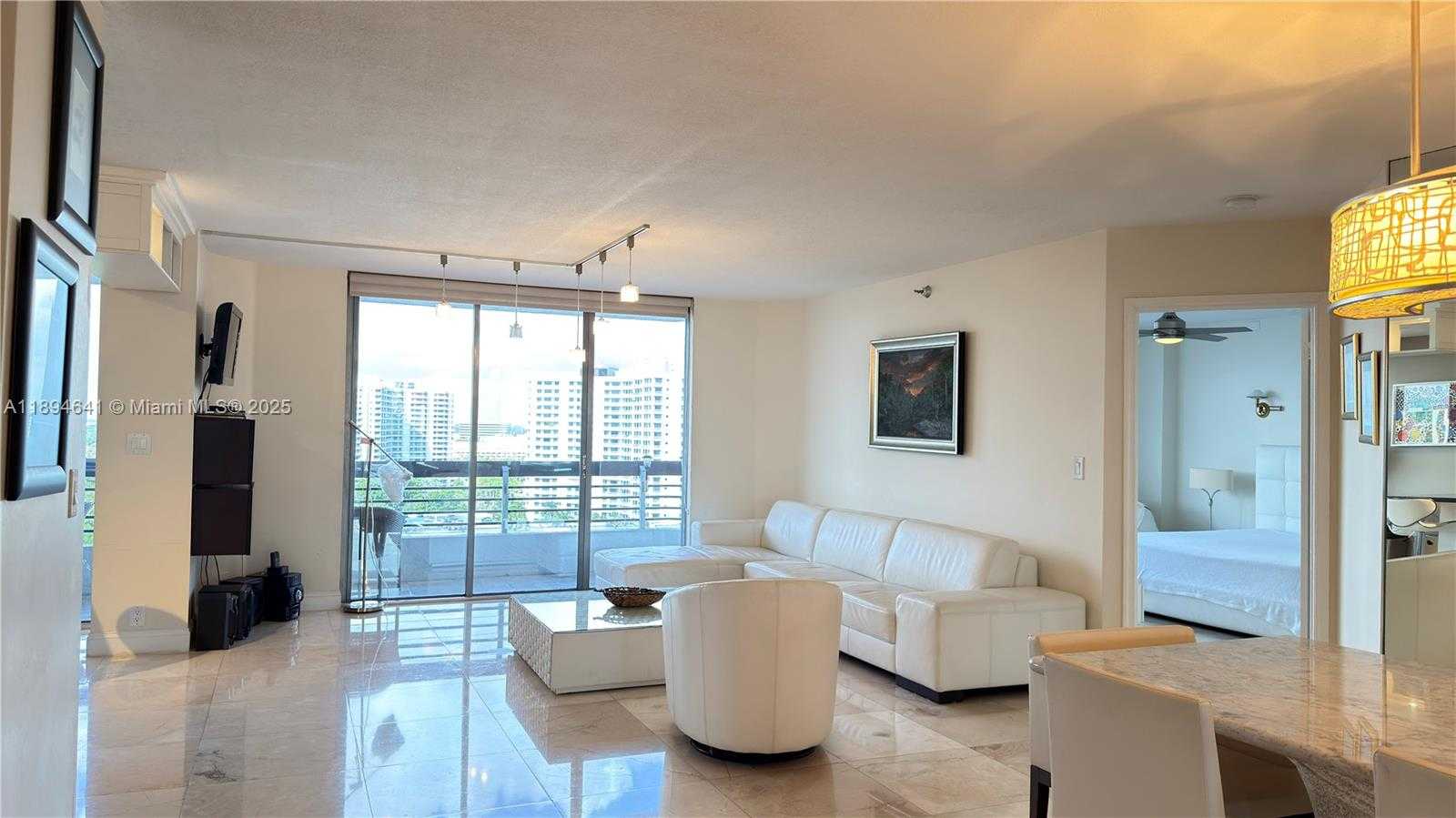 Small Image of 3530 WEST MYSTIC POINTE DR #1602, Aventura Number 4