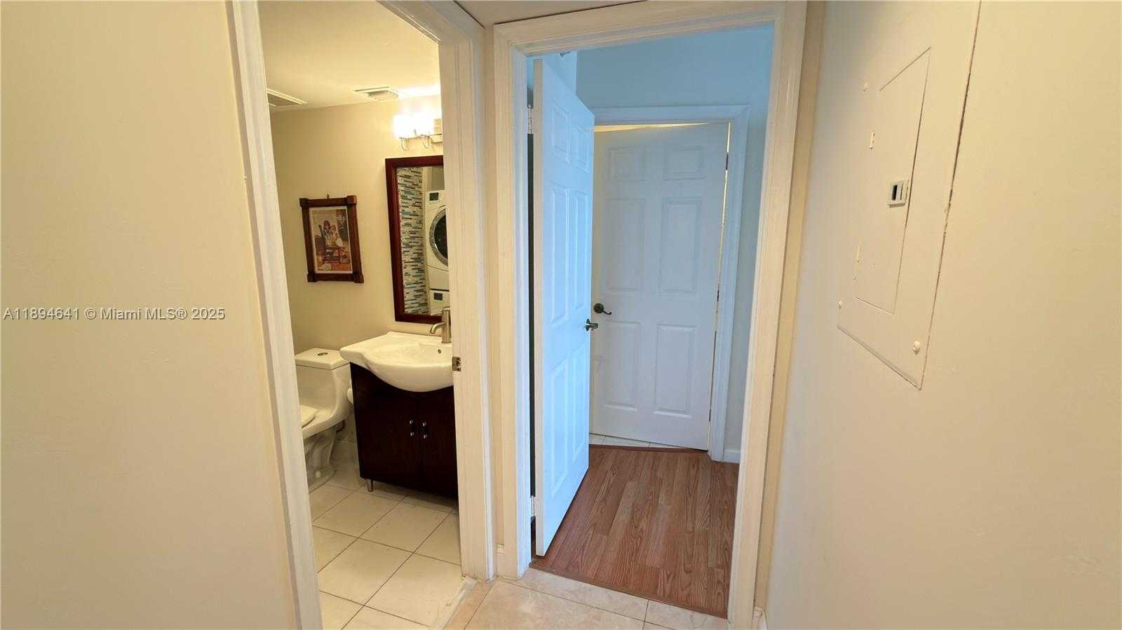 Small Image of 3530 WEST MYSTIC POINTE DR #1602, Aventura Number 45