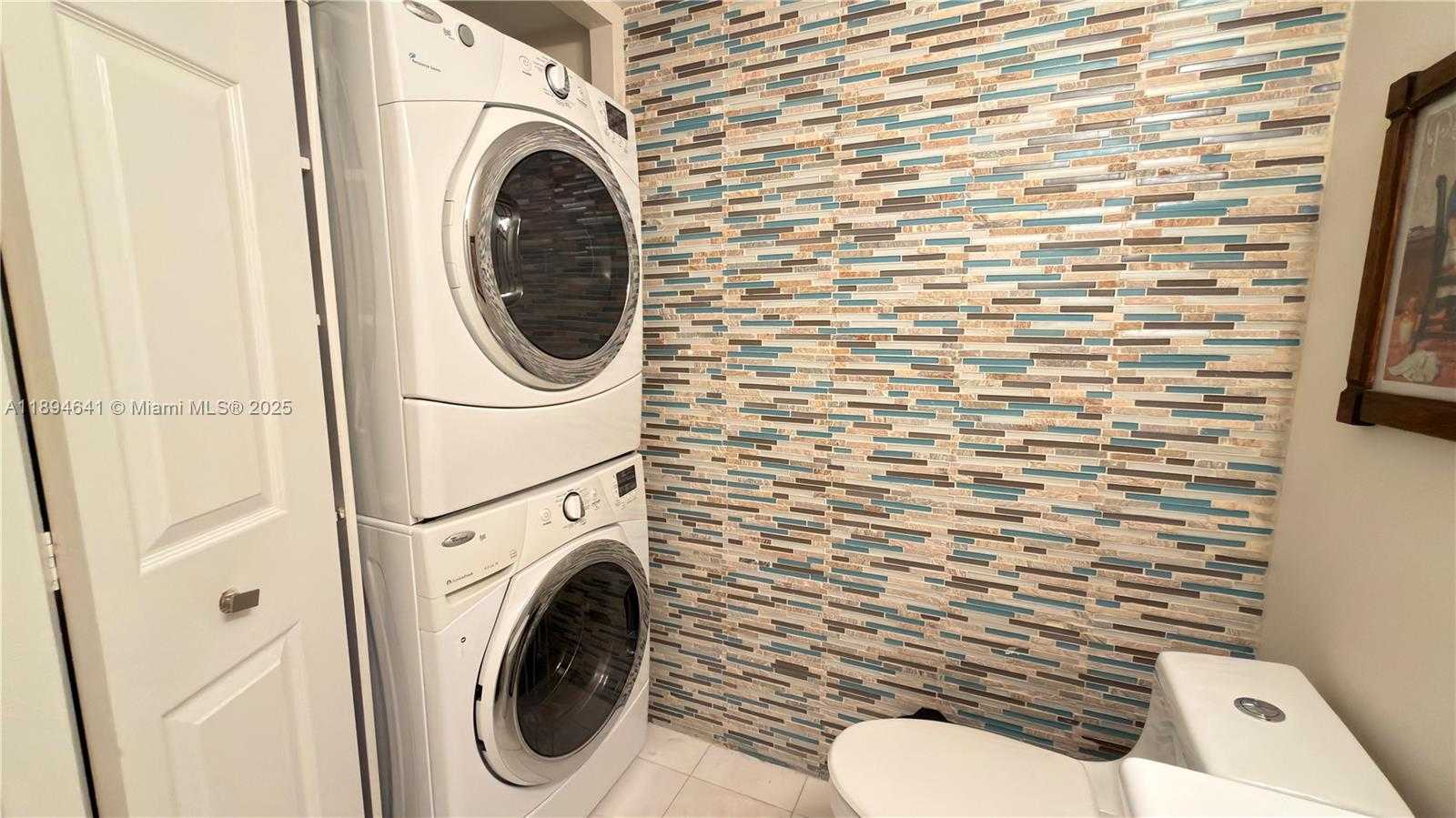 Small Image of 3530 WEST MYSTIC POINTE DR #1602, Aventura Number 47