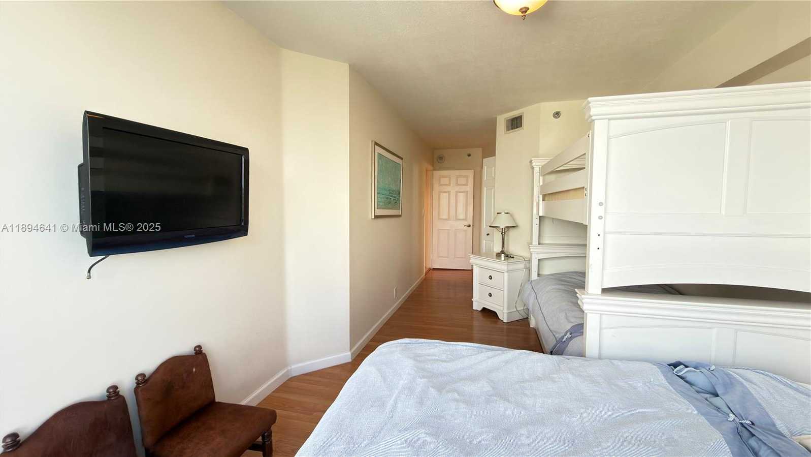 Small Image of 3530 WEST MYSTIC POINTE DR #1602, Aventura Number 58