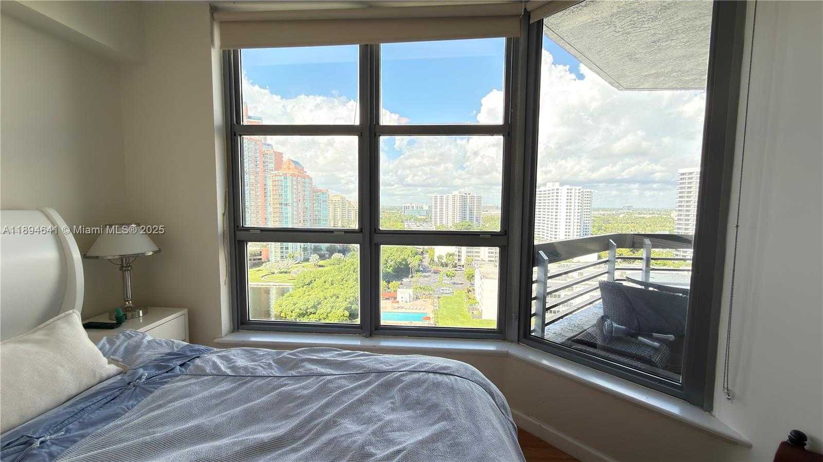 Small Image of 3530 WEST MYSTIC POINTE DR #1602, Aventura Number 59