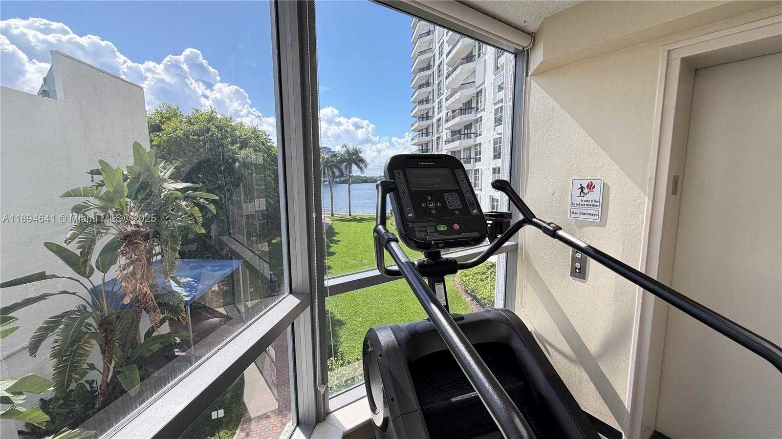 Small Image of 3530 WEST MYSTIC POINTE DR #1602, Aventura Number 73