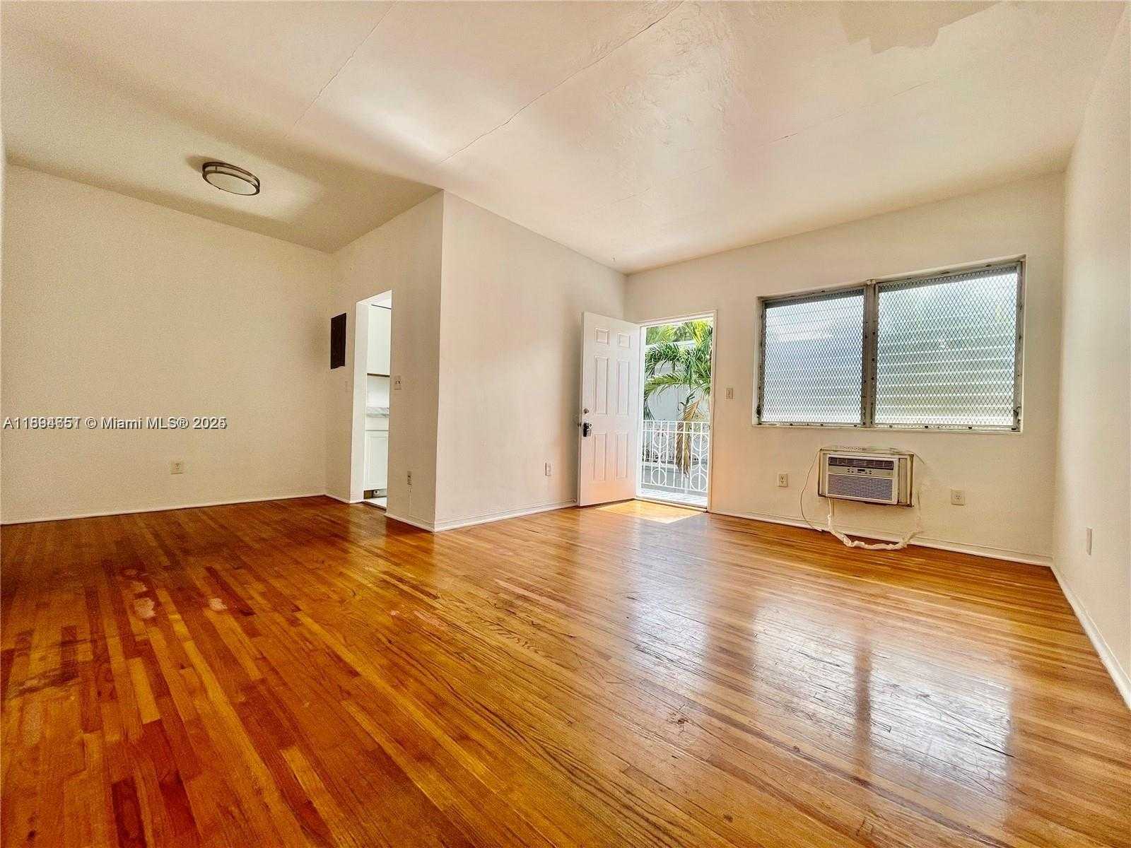 Small Image of 780 81ST ST #9, Miami Beach Number 3