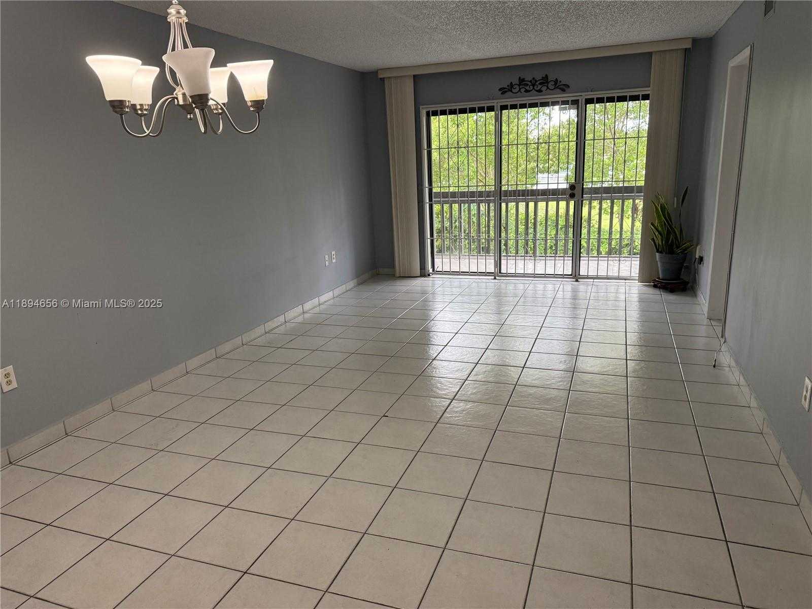 Small Image of 8879 FONTAINEBLEAU BLVD #202, Miami Number 2