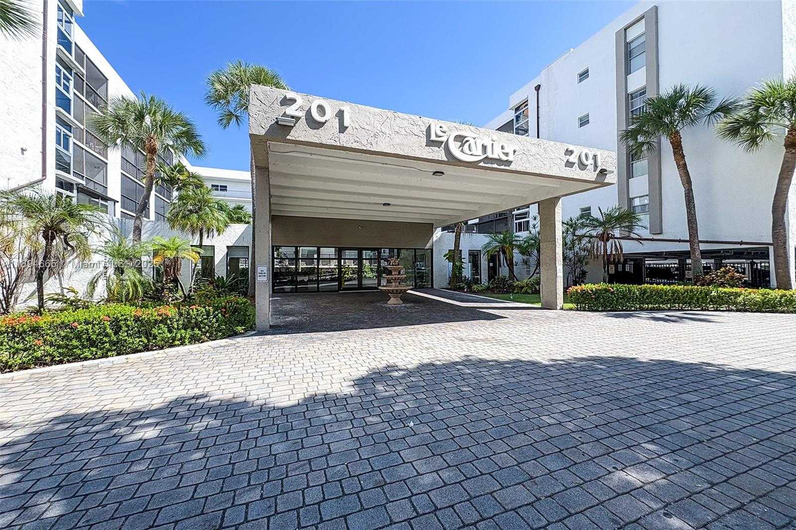 Small Image of 201 178TH DR #537, Sunny Isles Beach Number 3