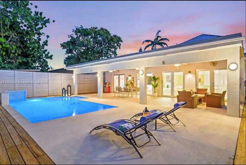 Small Image of 3427 FROW AVE, Miami Number 2