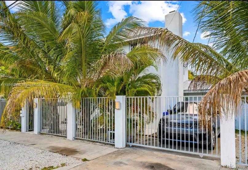 Small Image of 3427 FROW AVE, Miami Number 4