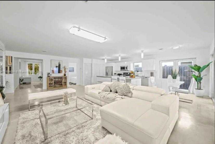 Small Image of 3427 FROW AVE, Miami Number 7