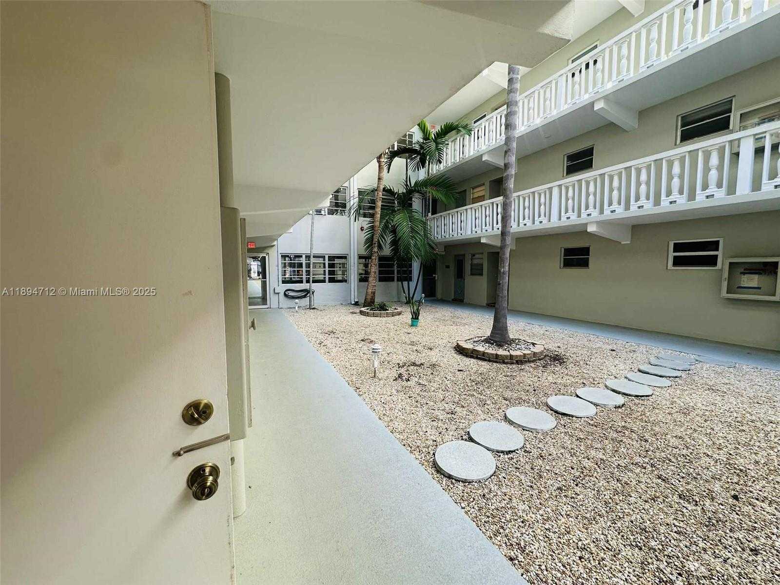 Small Image of 330 SOUTH EAST 2ND ST #102H, Hallandale Beach Number 32