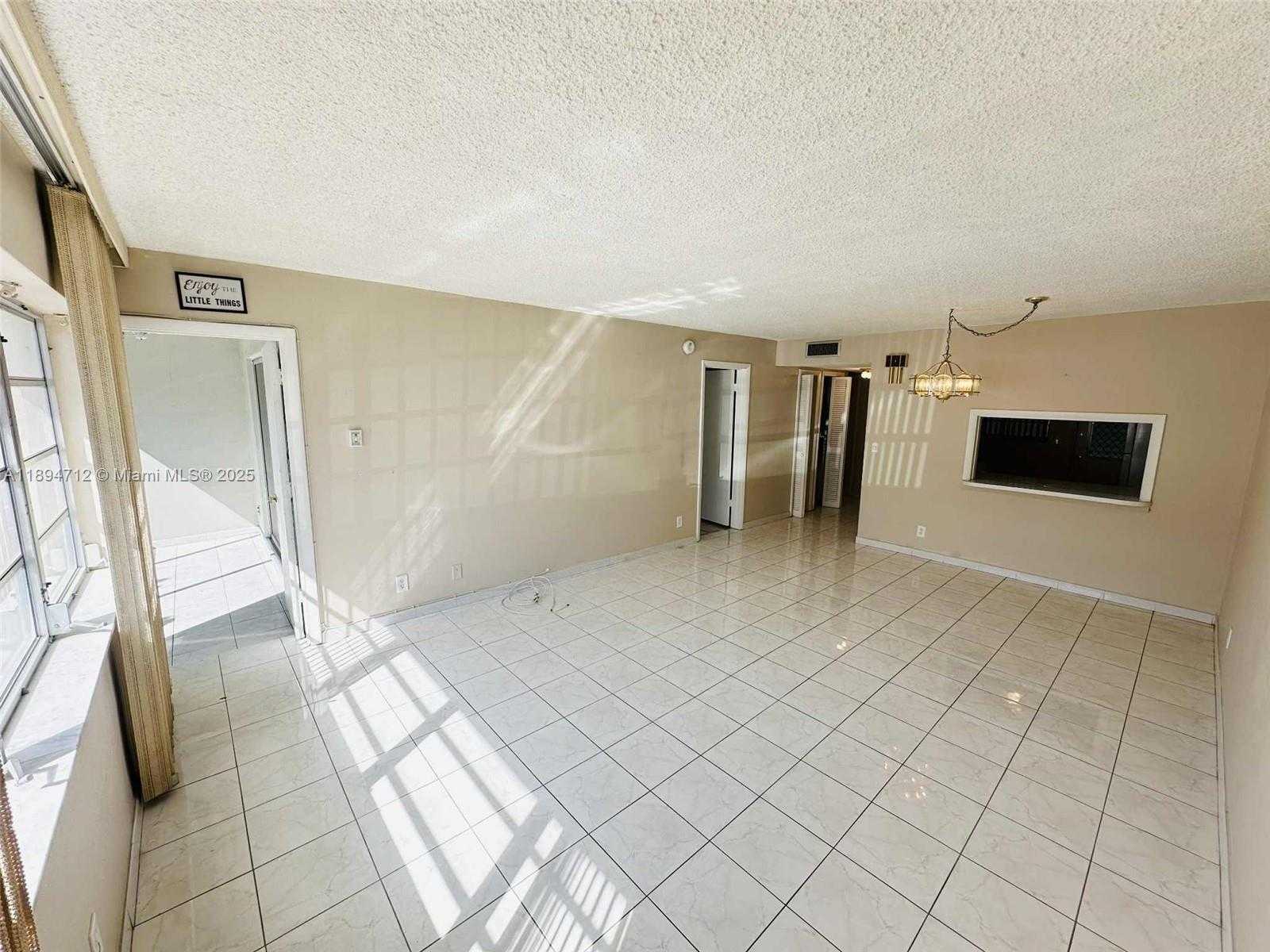 Small Image of 330 SOUTH EAST 2ND ST #102H, Hallandale Beach Number 8