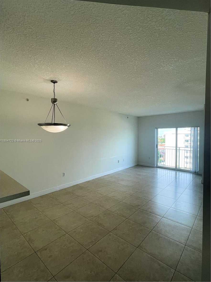 Small Image of 50 MENORES AVE #717, Coral Gables Number 7
