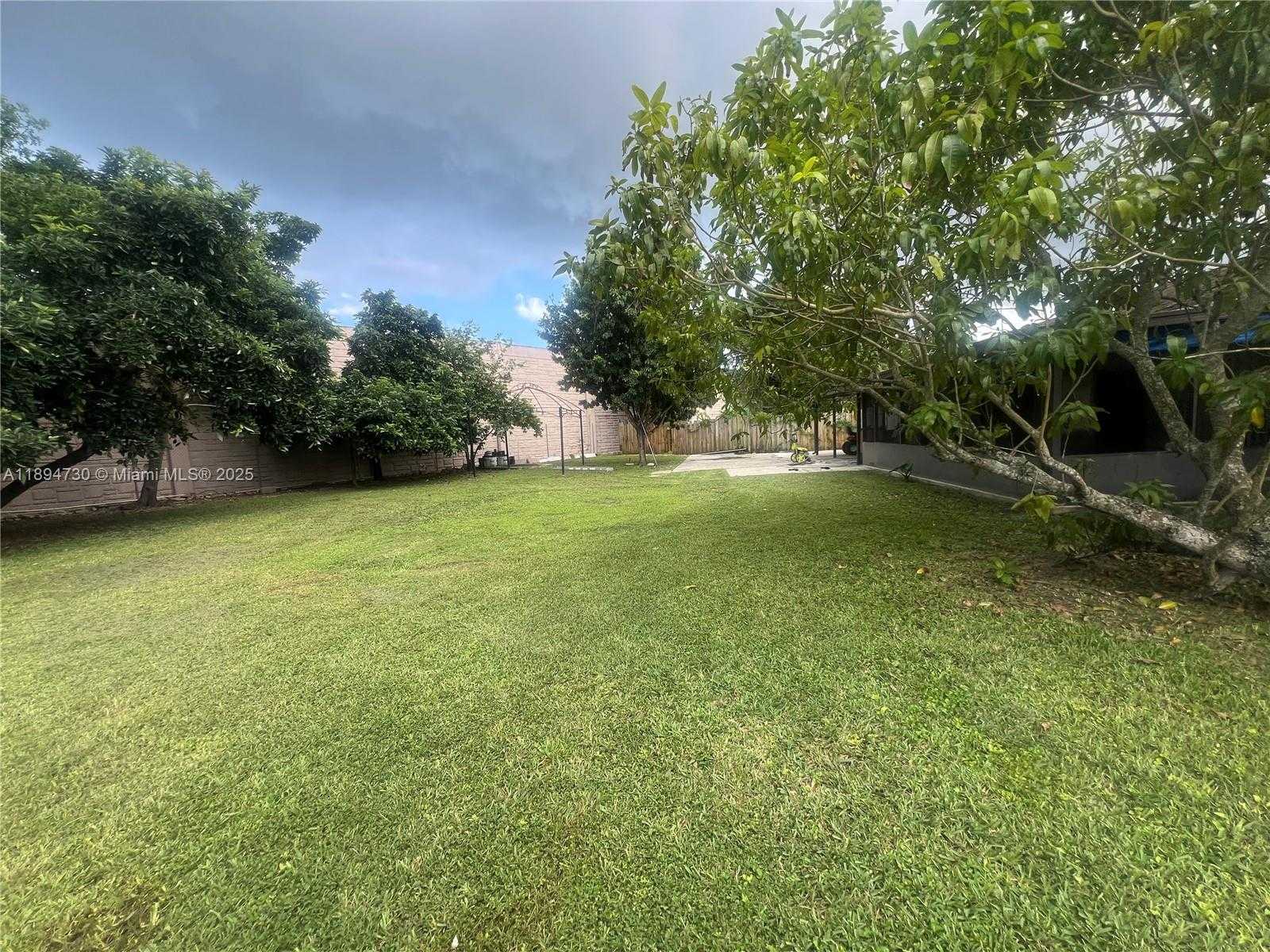 Small Image of 26121 SOUTH WEST 130TH AVE, Homestead Number 25