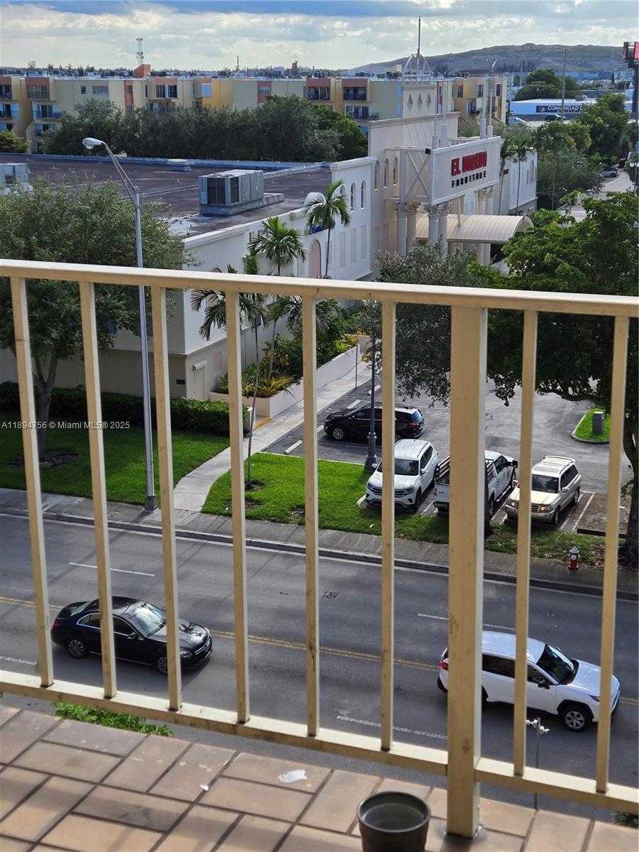 Small Image of 4675 WEST 18TH CT #606, Hialeah Number 4