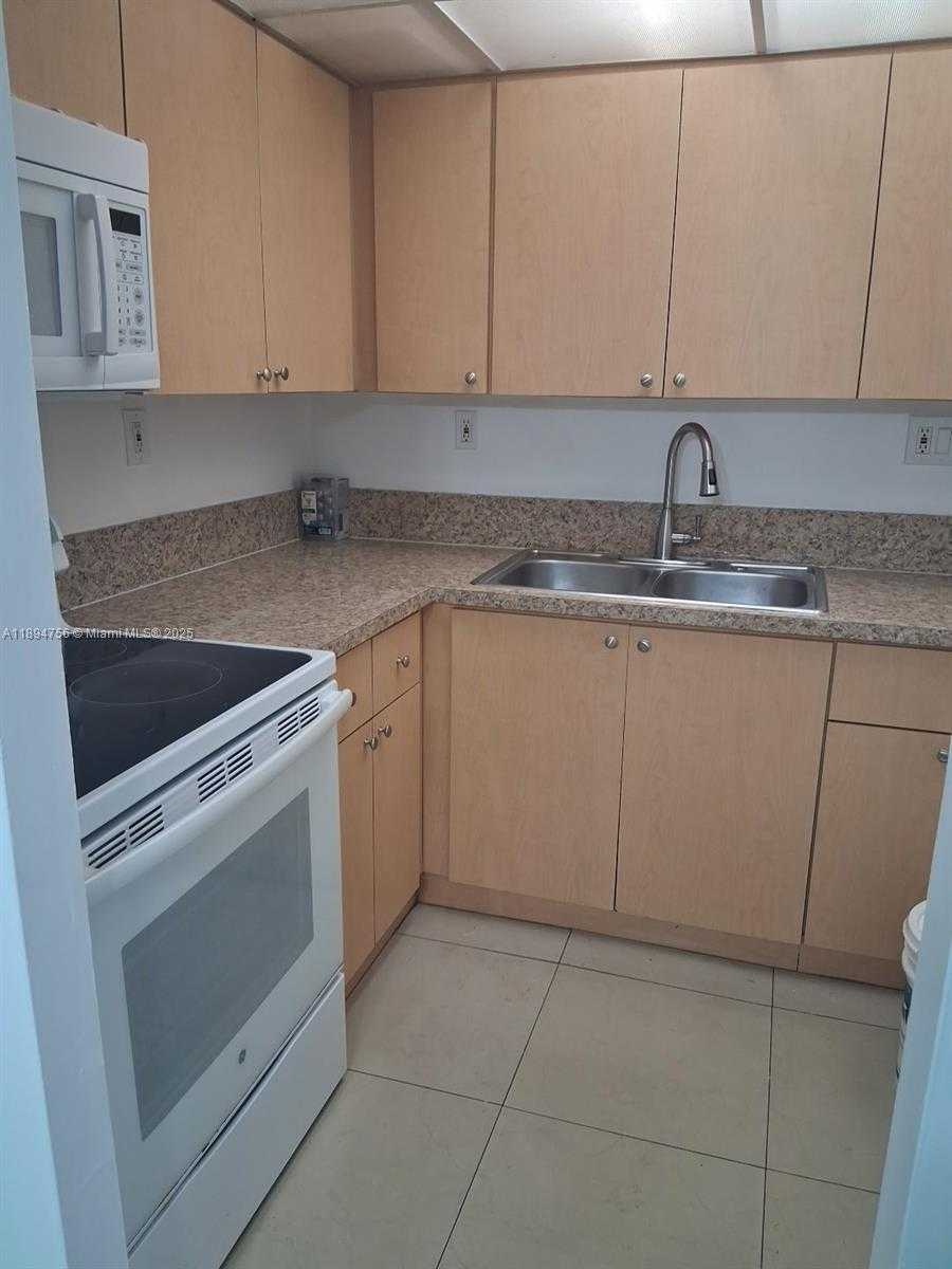 Small Image of 4675 WEST 18TH CT #606, Hialeah Number 6