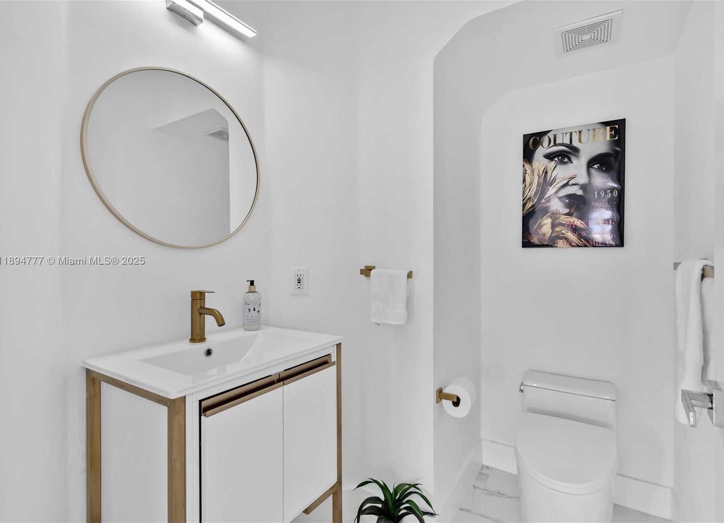 Small Image of 6644 NORTH WEST 107TH PL, Doral Number 15